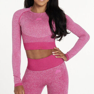 Pursue Fitness Adapt Seamless Long Sleeve Crop Top in Power Pink, Size L‌‌